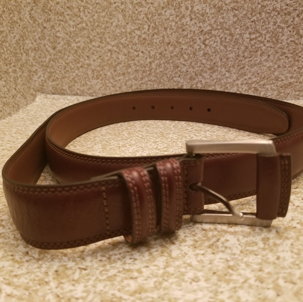 Roundtree & Yorke belt size 48